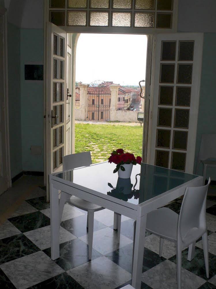 Dimora Castello Dei Conti Bed & Breakfast Trinità Exterior foto