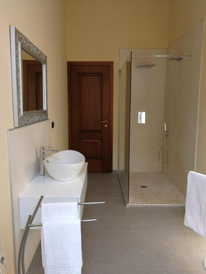Dimora Castello Dei Conti Bed & Breakfast Trinità Exterior foto